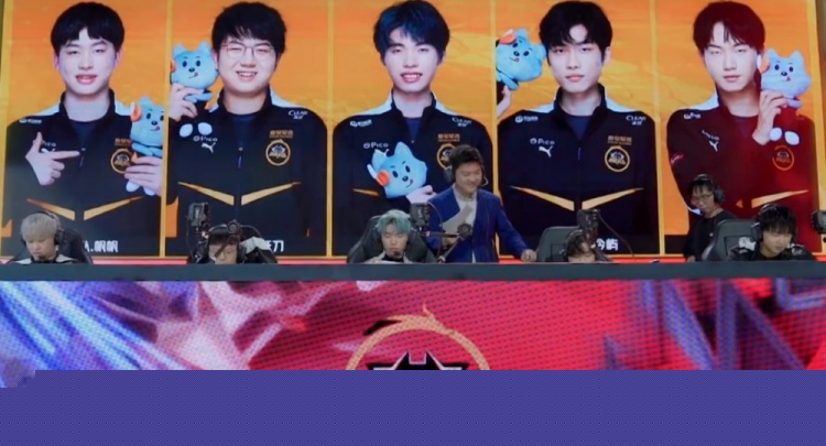 操作大师！ Peanut 的大棒一步一步击败了 Chovy Hanwha Life Esports ，赢得了LCK杯冠军