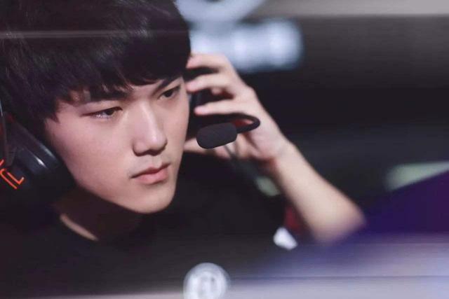 FunPlus Phoenix 官方公告：AD选手 Xingye 从今往后正式离队