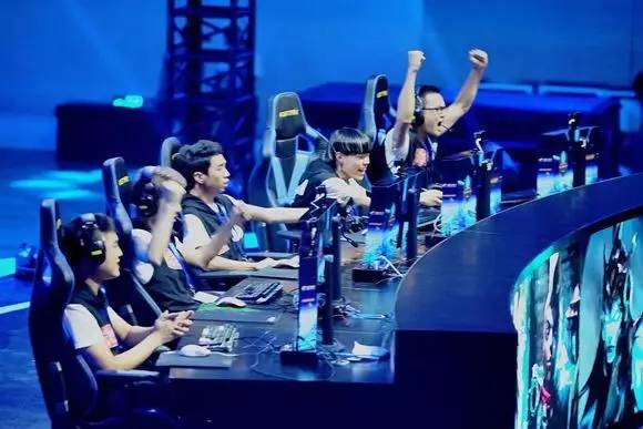 m0NESY ：一键跳投没了一时很难适应